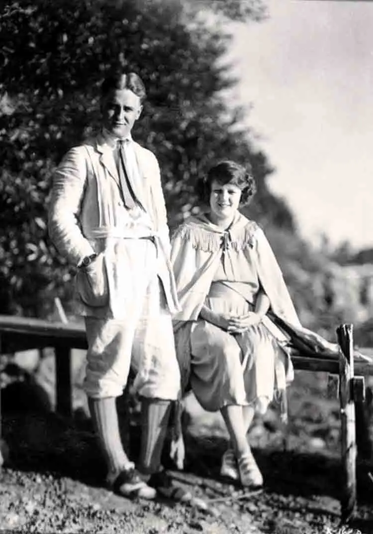 F. Scott Fitzgerald and Zelda Fitzgerald photograph 1921